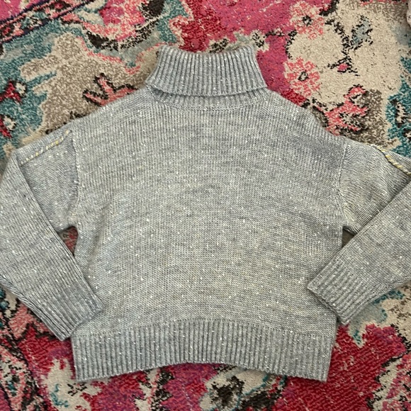 Turtle Neck Sweater With Gold Gun Buckles main image 1